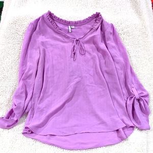 ELLE Pullover Blouse